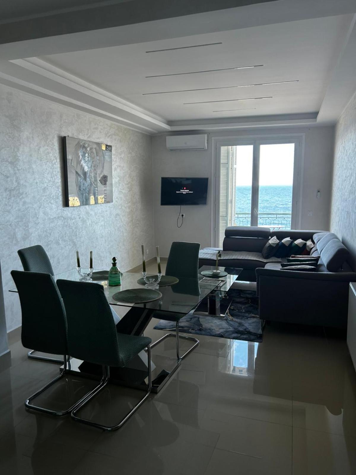 Sea Front View - Front De Et Vue Panoramique Apartment *